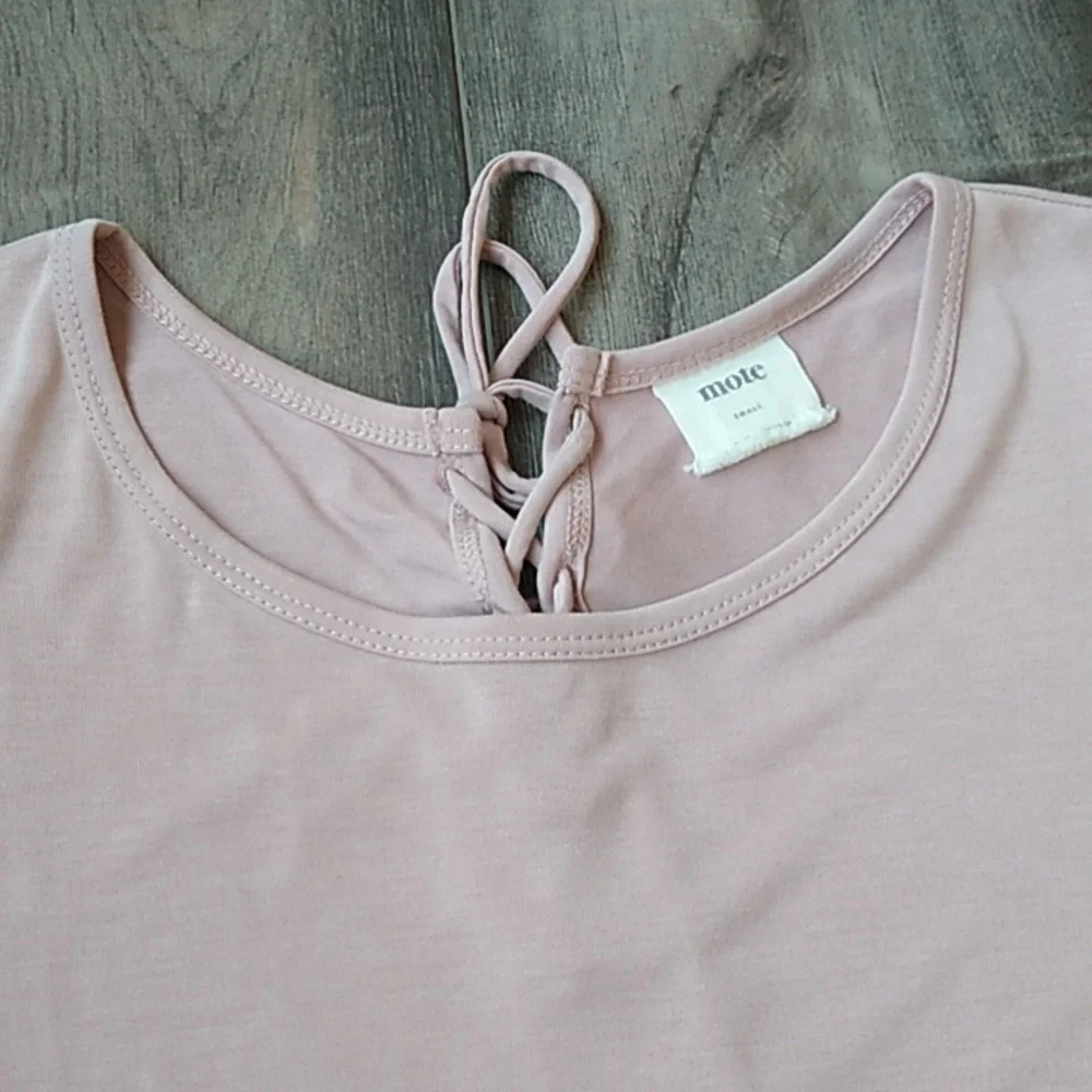 MOTE DUSTY PINK HIGH LOW RUFFLED SHORT SLEEVE SHIRT WITH DRAWSTRING BACK SIZE SM - Picture 3 of 9